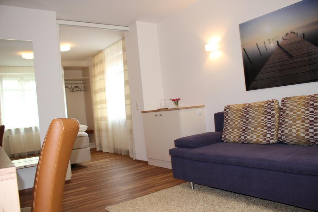 Hotel Rebstoeckle Hagnau Room photo