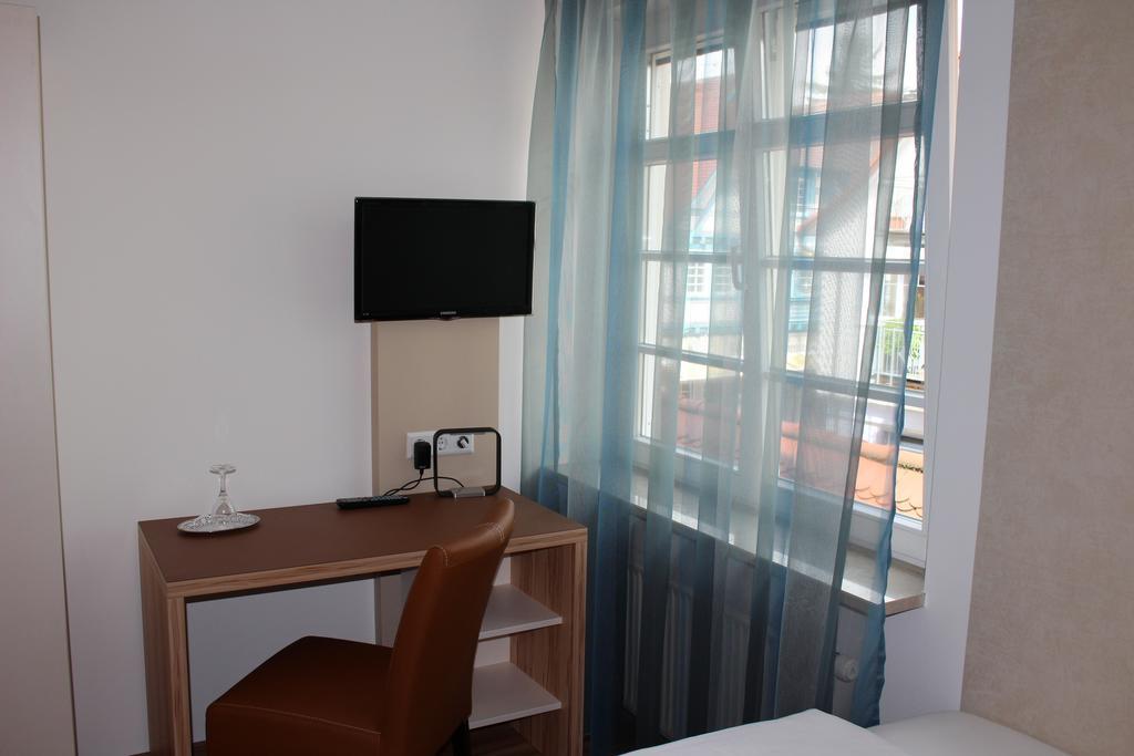 Hotel Rebstoeckle Hagnau Room photo
