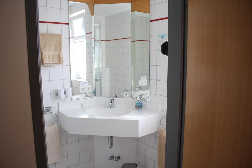 Hotel Rebstoeckle Hagnau Room photo